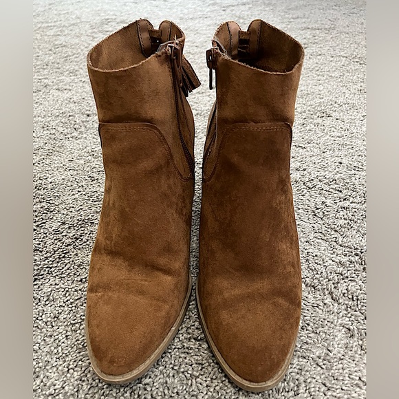 Brown Camel Ankle Western Heeled Boots👢 - Picture 2 of 3